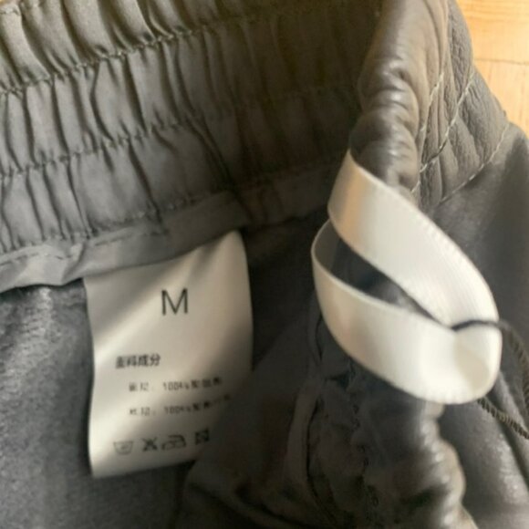 Short en cuir - Picture 4 of 5